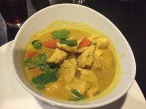 woody's-thai-food-seward-alaska-yellow-curry